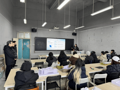 williamhill英国领导班子新学期开展听课调研